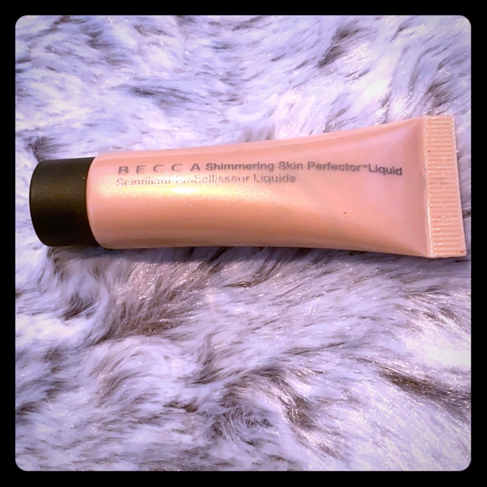 Becca Liquid Highlighter